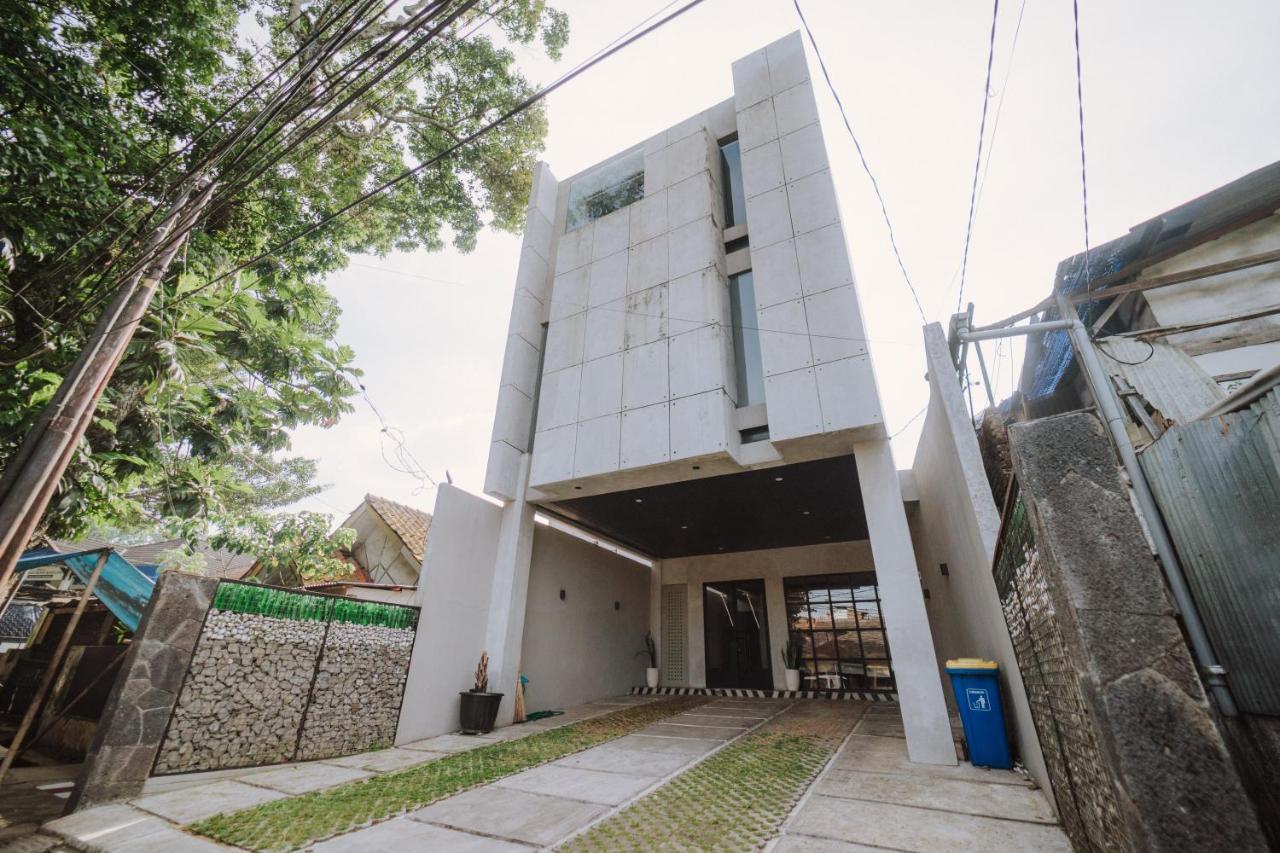 Wisma tamu Labirin Bandung
